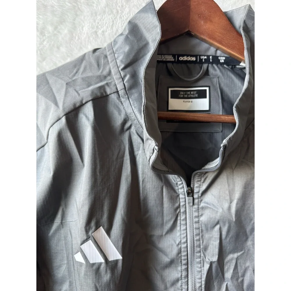 Adidas lightweight 1/4 zip pullover windbreaker  Lg Gray WAC Player Issued Golf